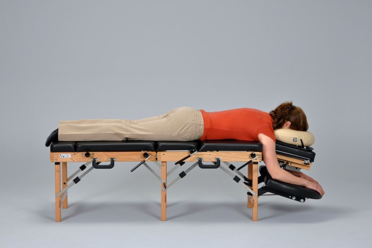 Tour Portable Chiropractic Table – Thuli Tables Tour Portable Chiropractic Table - Thuli Tables