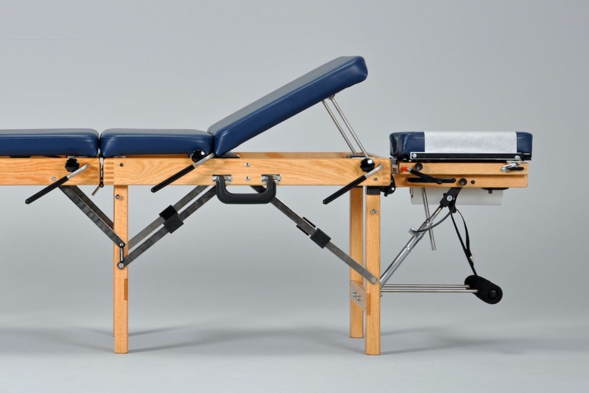 Tour Portable Chiropractic Table – Thuli Tables Tour Portable Chiropractic Table - Thuli Tables